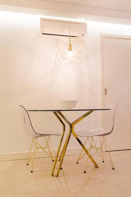 Loving Chiado Apartment Lisbon Luaran gambar
