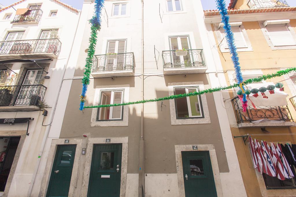 Loving Chiado Apartment Lisbon Luaran gambar
