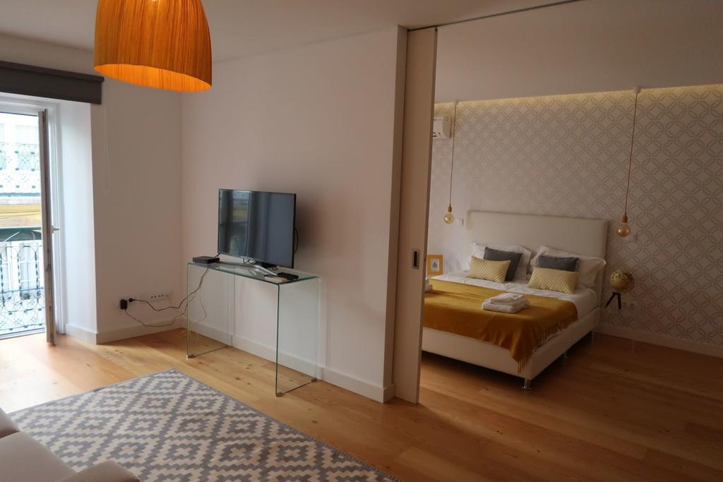 Loving Chiado Apartment Lisbon Luaran gambar