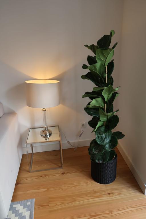 Loving Chiado Apartment Lisbon Luaran gambar