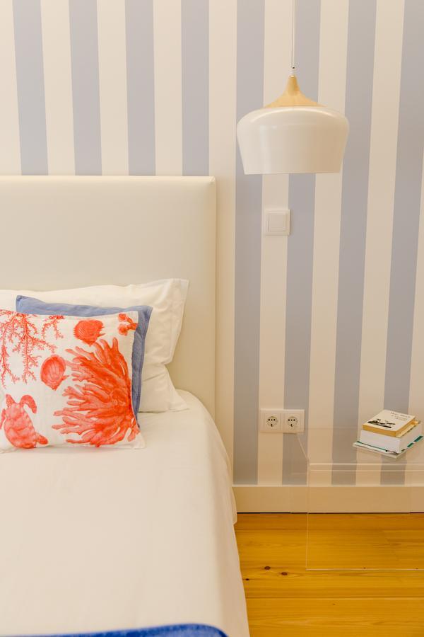 Loving Chiado Apartment Lisbon Luaran gambar